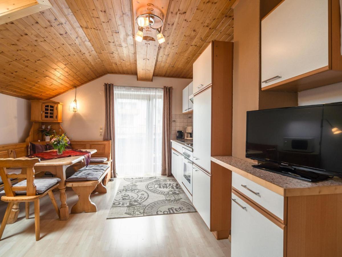 Apartment In Tr Polach Carinthia With Pool Tröpolach Buitenkant foto
